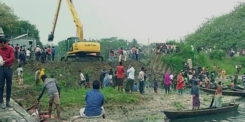 The campaign against the illegal occupation of rivers all around Dhaka is going on for the second day