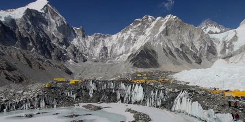 The Himalayan Ice is Melting Fast as the Dust Reaches a Very High Altitude