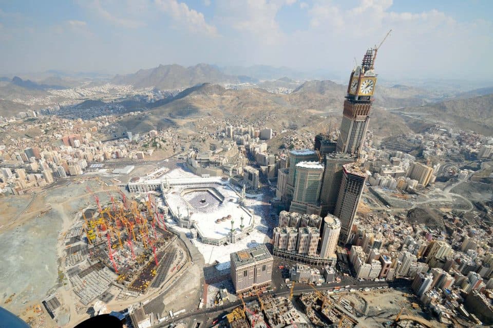Saudi Arabia to plant 1 trillion trees to tackle climate change