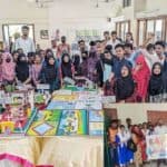 the bangladeshi coastal youth showed ways to escape from the effects of climate change