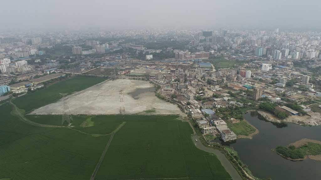 dhaka loses half of its trees and 60% of water bodies over 44 years