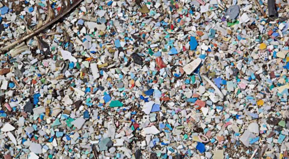 turning plastic waste into valuable graphene