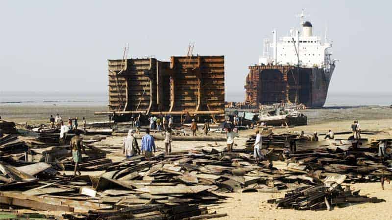 Bangladesh Shipbreaking Industry at Sitakunda: E‑Waste and Chemical Dumping — A New Dimension of Environmental Crime